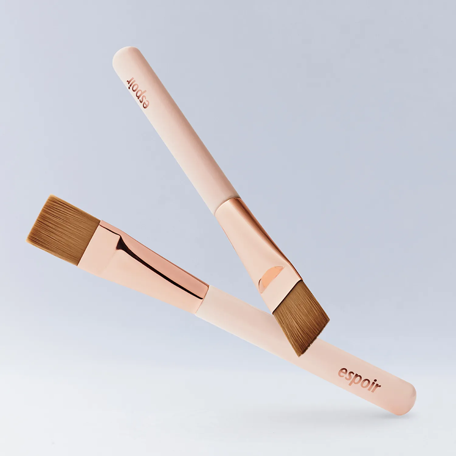 espoir True Glow Foundation Brush