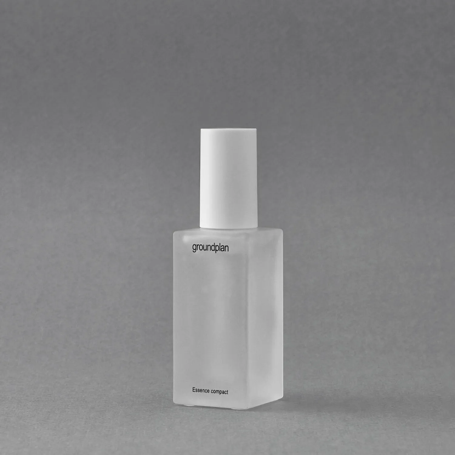 groundplan Essence Compact 40ml