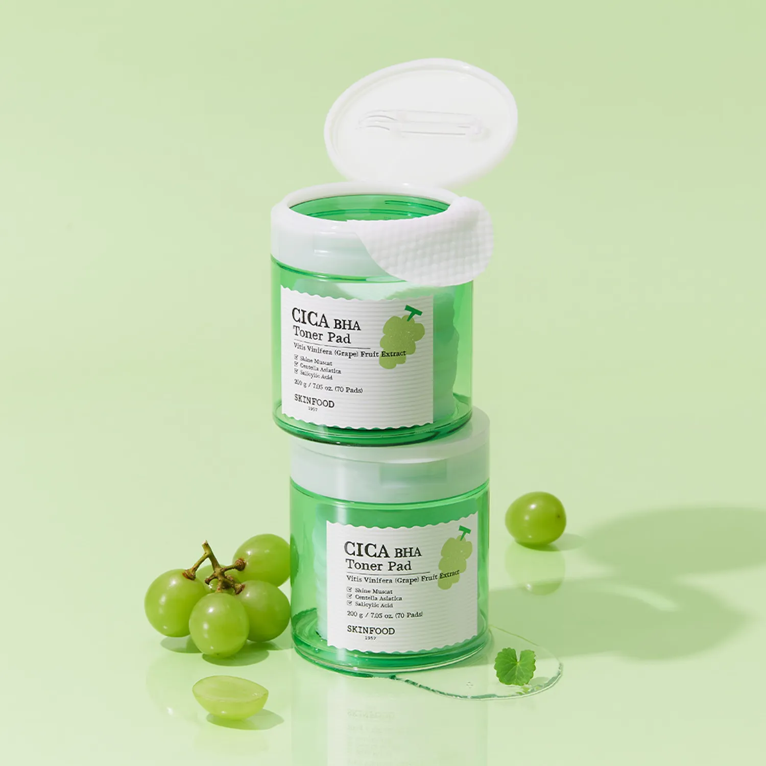 SKINFOOD Shine Muscat Cica BHA Toner Pad 70P