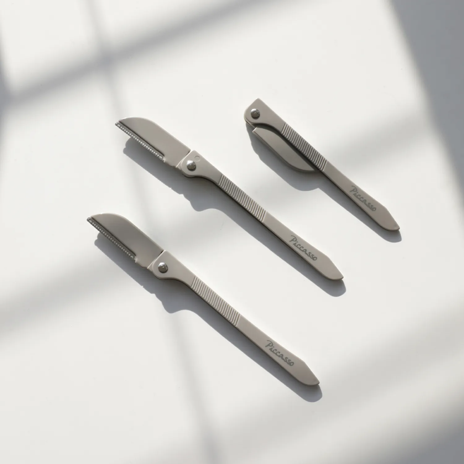 PICCASSO Eyebrow Razor