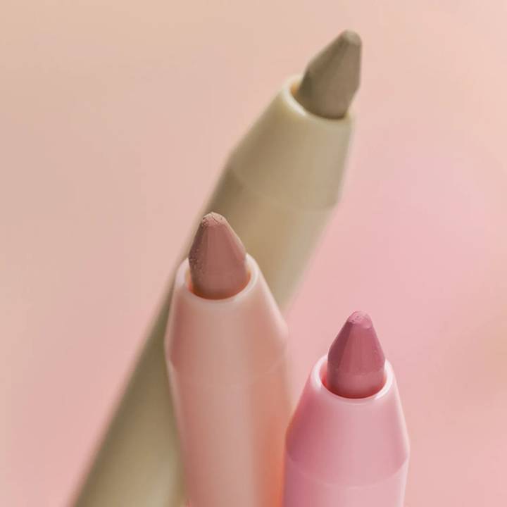 EQUMAL Non-Section Deeptail Lip Pencil (5 Colors)