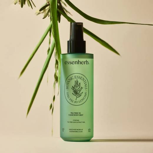essenHERB Tea Tree 90 Clear Body Mist 210mL