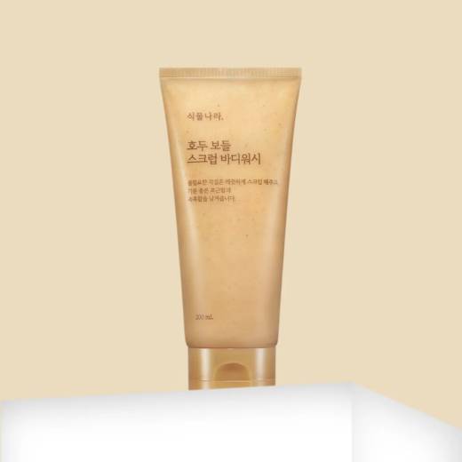 Shingmulnara Walnut Srub Body Wash 200mL