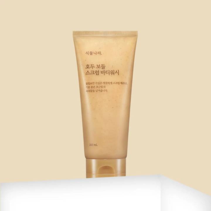 Shingmulnara Walnut Srub Body Wash 200mL