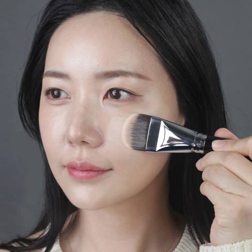 HWAHONG M 178 Foundation Brush