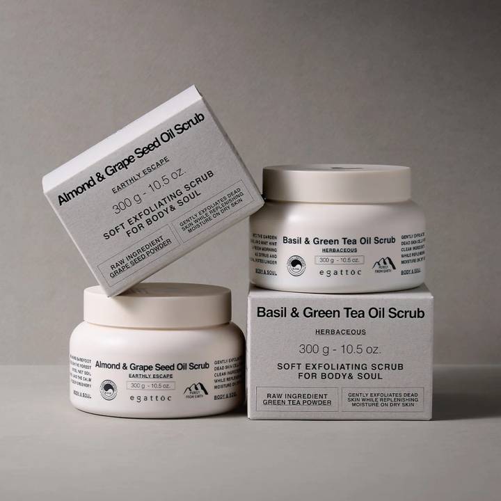 Egattoc Oil Scrub 300g (Basil & Green Tea / Almond & Grape Seed)