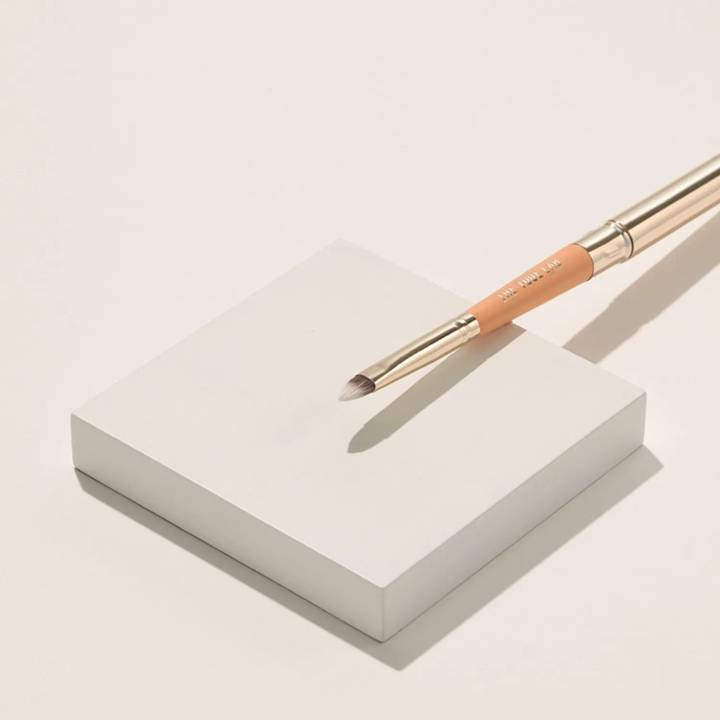 THE TOOL LAB 302 Retractable Lip Brush