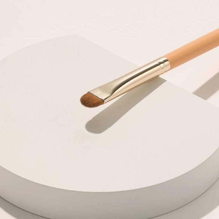 THE TOOL LAB 226 Detail Eye Shadow Brush
