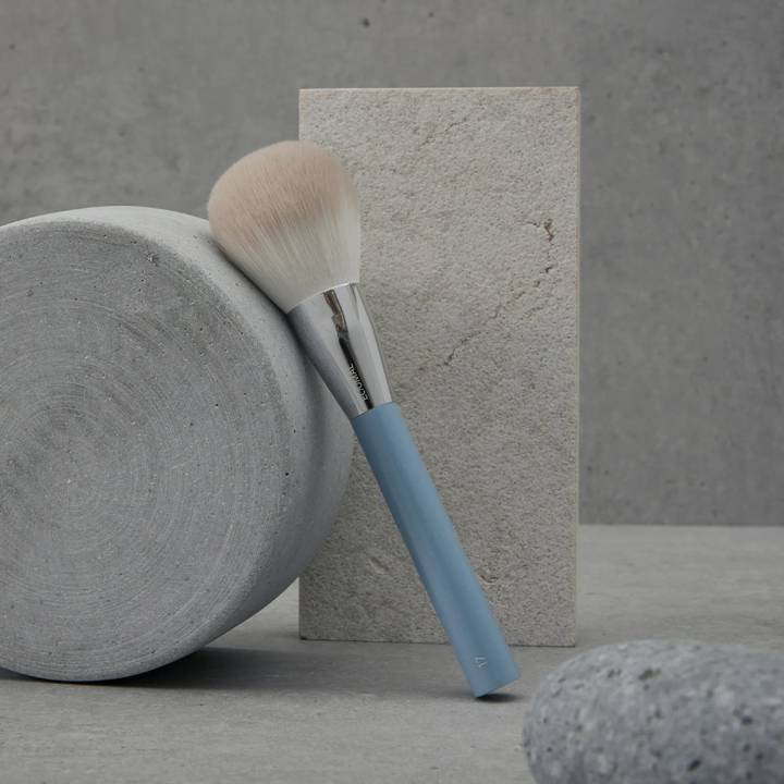 EQUMAL Easy Brush AA 17 Finish Face