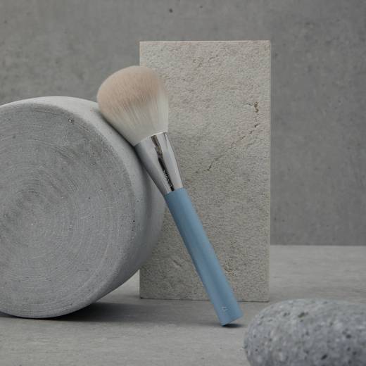 EQUMAL Easy Brush AA 17 Finish Face