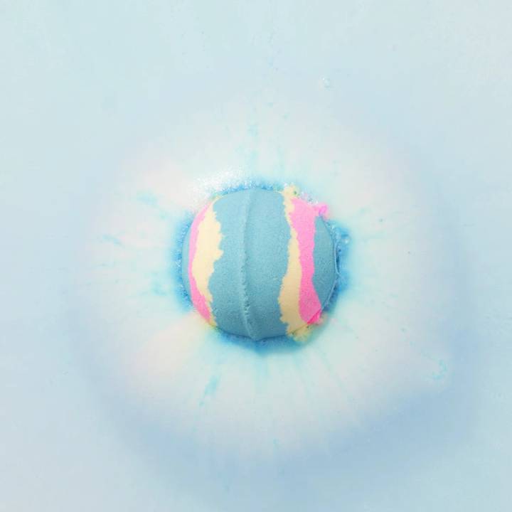[NEW. OY Exclusive] plu Bubble Bath Bomb 200g 1 out of 3 options