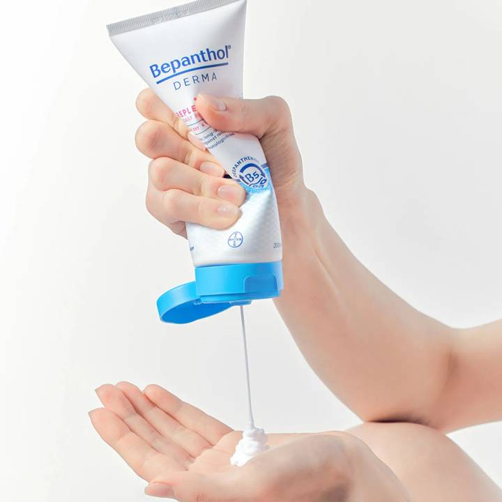 Bepanthol Derma Replenishing Daily Body Lotion 200mL