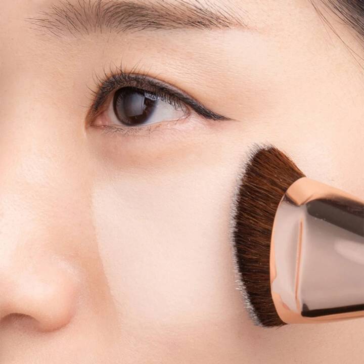 BANILA CO Power Fit Foundation Brush