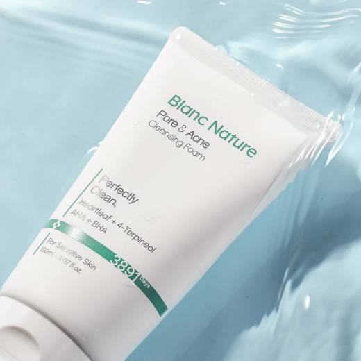 Blanc Nature Mousse Nettoyante Cleansing Foam 150mL