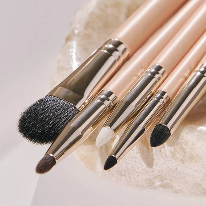 THE TOOL LAB Under Eye Brush Duo