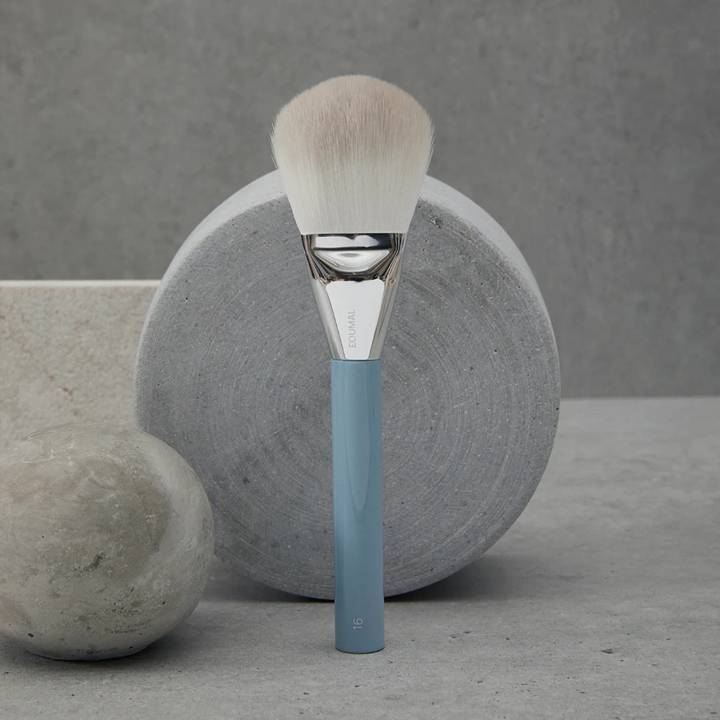 EQUMAL Easy Brush AA 16 Contouring Face