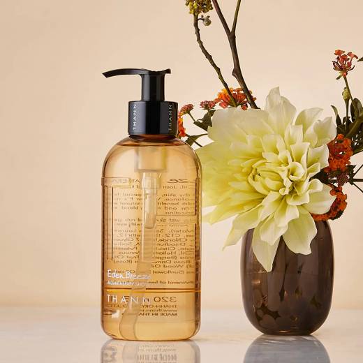 THANN Eden Breeze Aromatherapy Shower Gel 320ml