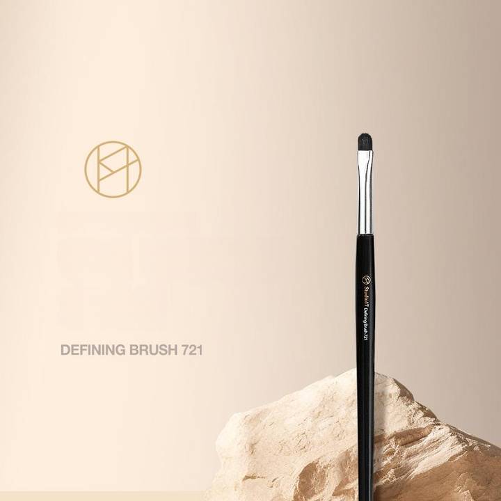 STUDIO17 Detail Eye Defining Brush 721