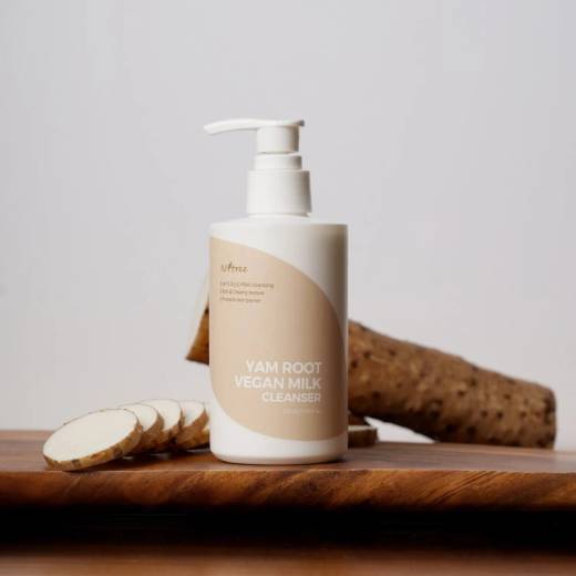 [NEW] Isntree Yam Root Vegan Milk Cleanser 220mL